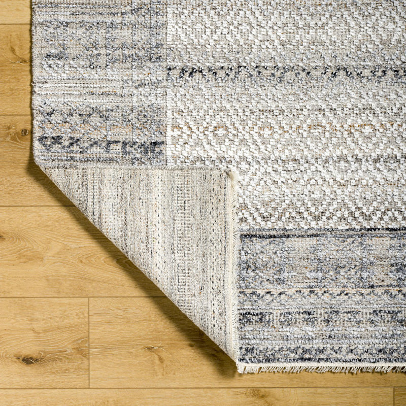 Indoor / Outdoor Rug, Runner 2'6" x 8'
