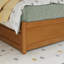 Lit plateforme en bois massif Lamayia avec pied de lit et lit gigogne-1034078369-1034078397