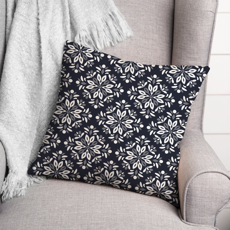 Medallion Outdoor Reversible Throw Pillow, H 18 po x l 18 po, Bleu marine