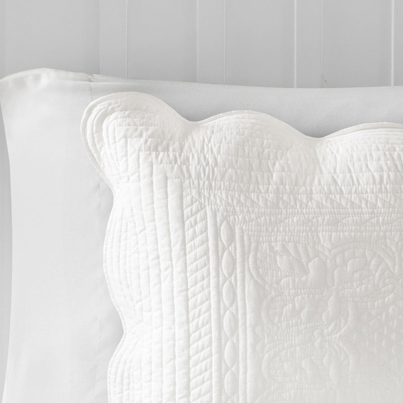 48f-f3cf-1b459 Comforter