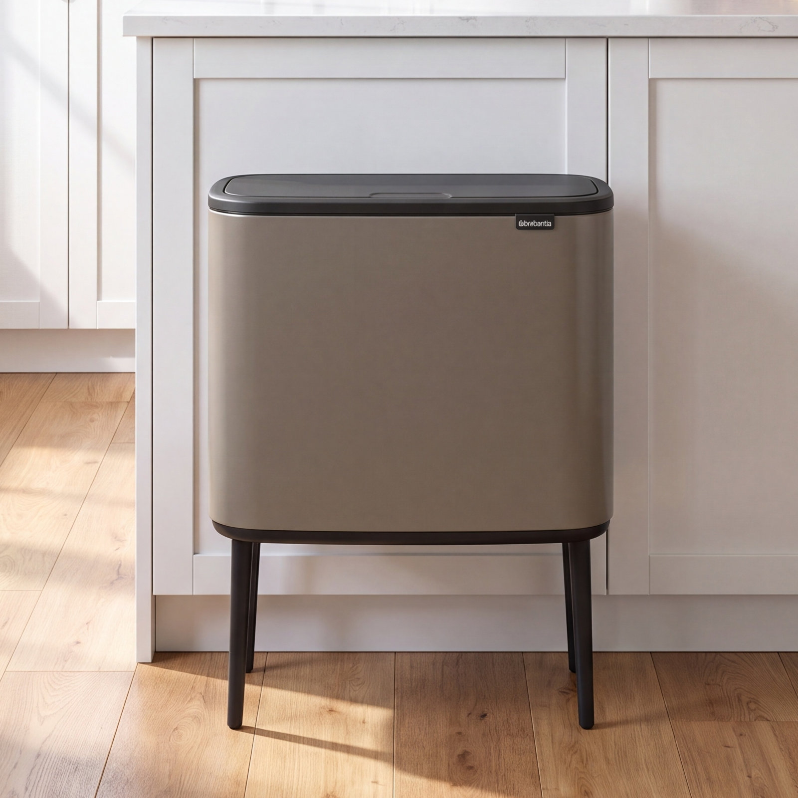 Brabantia Bo 9.5gal Touch Top Trash Can, Platinum