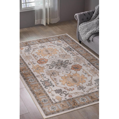 Caretta Chenille Oriental Indoor / Outdoor Rug