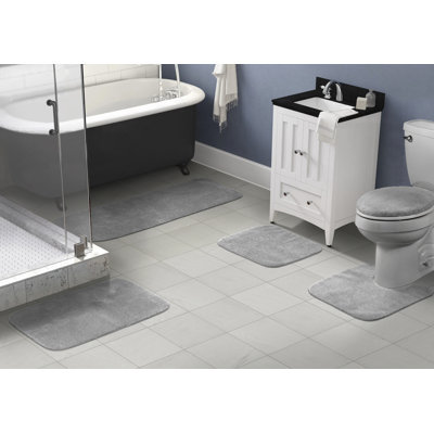 Ensemble de tapis de bain traditionnel en nylon ultra doux 5 pièces avec envers antidérapant Mccluney