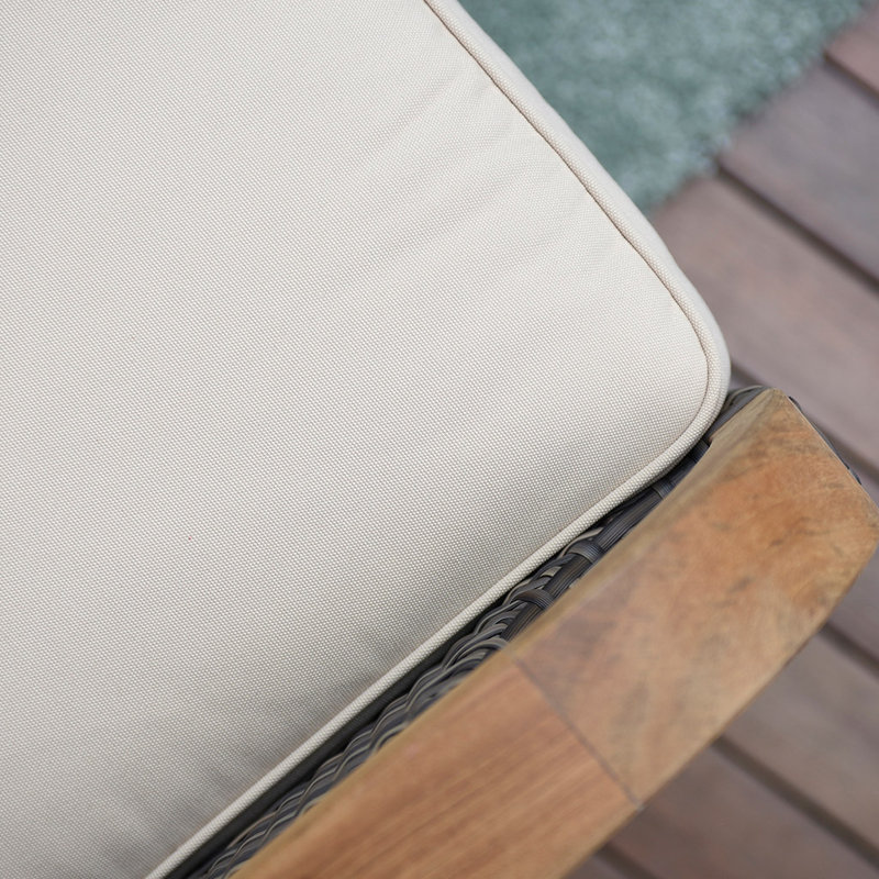 Chaise de patio en teck avec coussins
