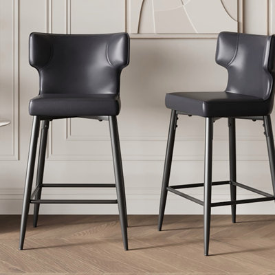 Ensemble de 2 tabourets de bar de 28 po de hauteur comptoir, ensemble de 2 chaises de bar modernes revêtues de cuir synthétique, repose-pieds et structure en métal pour îlot de cuisine, table de bar et salle à manger