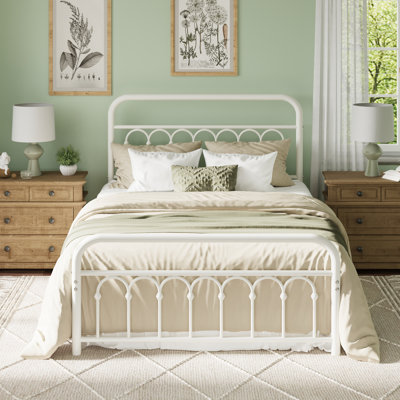 Vintage Style Metal Platform Bed Frame With Arch-Design Headboard And Footboard