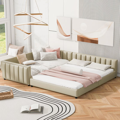 Grand lit plateforme tapissier grand et simple pour la mère et l'enfant, similicuir, beige