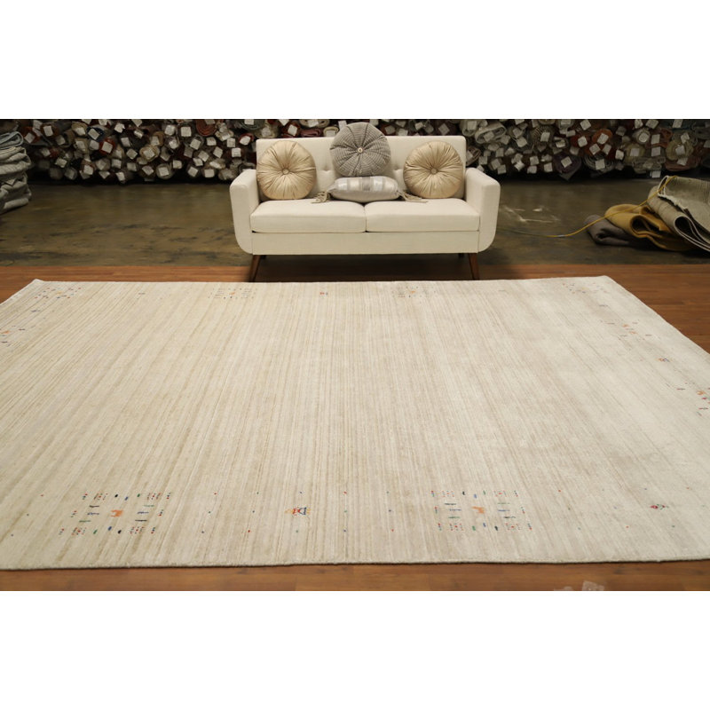Tapis élégant de style Gabbeh minimaliste 9 x 12 avec des accents tribaux subtils