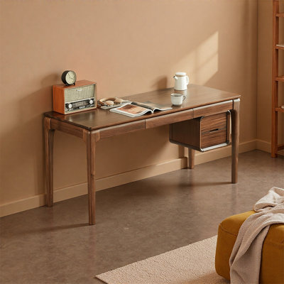 Bureau spacieux et créatif de style italien