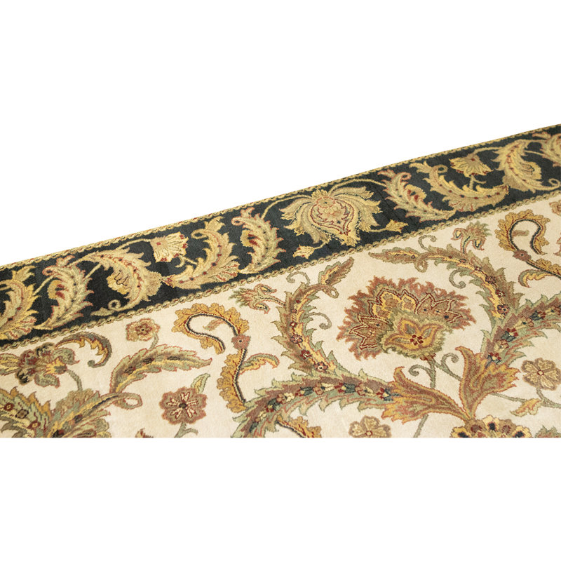 Hand Knotted Wool Oriental Area Rug in Ivory And Black