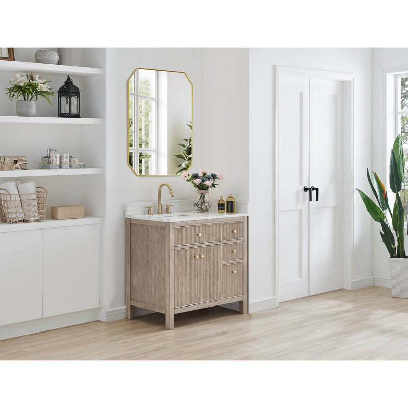 Miroir mural de salle de bain Kellett, Or brossé, 29,5 po x 36 po