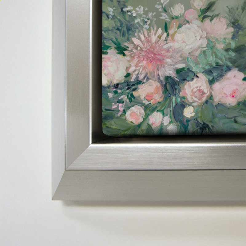 «Romantic Rendezvous Florals I» par Julia Purinton - impression sur toile, 24" x 24", Beveled Floating Frame, Silver