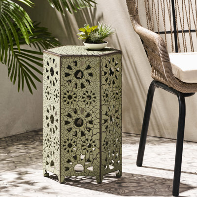 Table d'appoint en fer, 12 po x 10,5 po x 18,5 po, découpée, pour les loisirs en plein air Table de 12 po avec motif, 10,5 po x 18,5 po, délice de patio