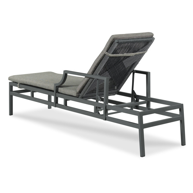 Bellevue Outdoor Chaise Lounge