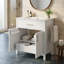 Meuble-lavabo de 30 pouces avec lavabo en céramique et beaucoup de rangement - le choix parfait pour les petites salles de bain