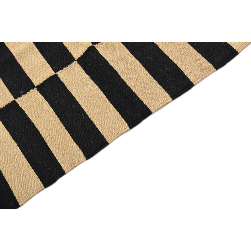 3x4 Pegues Black and White Rug