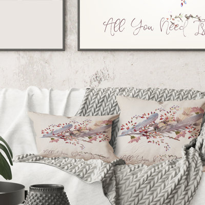 Housse de coussin et insert carré Feathers and Bird All You Need Is Love