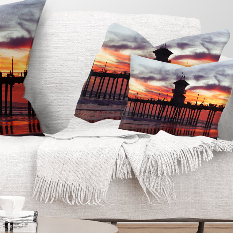 Coussin Seashore Pier au coucher du soleil avec des nuages, Rectangle, 12 po x 20 po