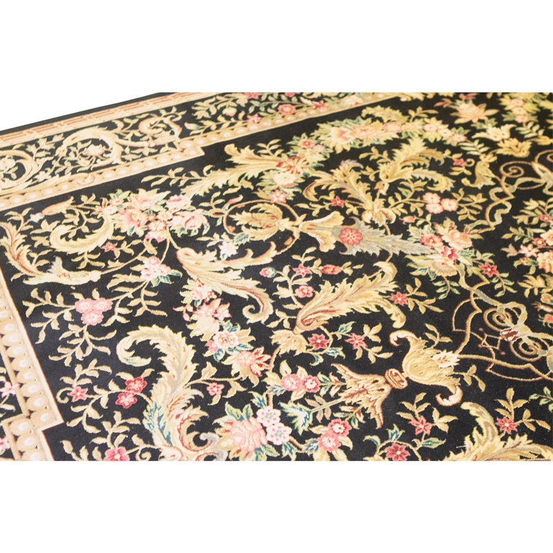 Hand Knotted Oriental Area Rug in Black