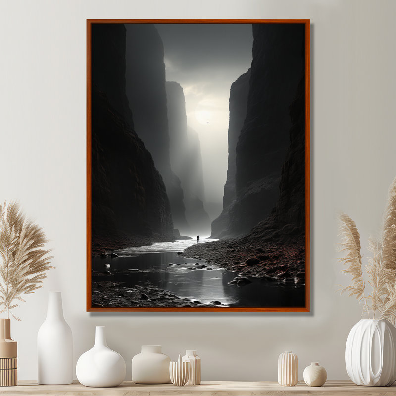 Décoration murale noir et blanc Canyon I - Canyon, 32" H x 16" W, Natural Floater Framed