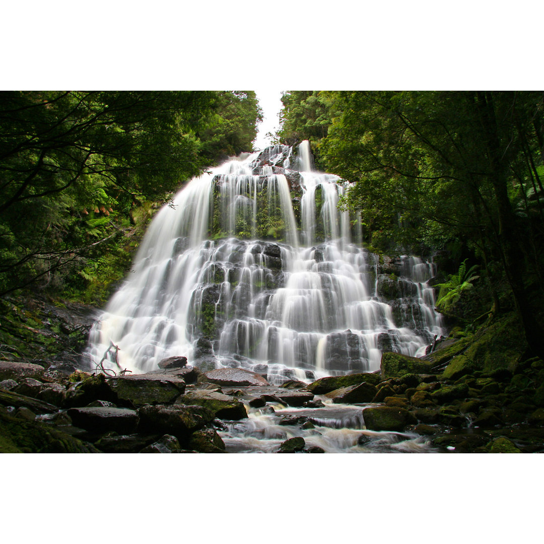 Wasserfall-Romantik von Matejay - Drucken