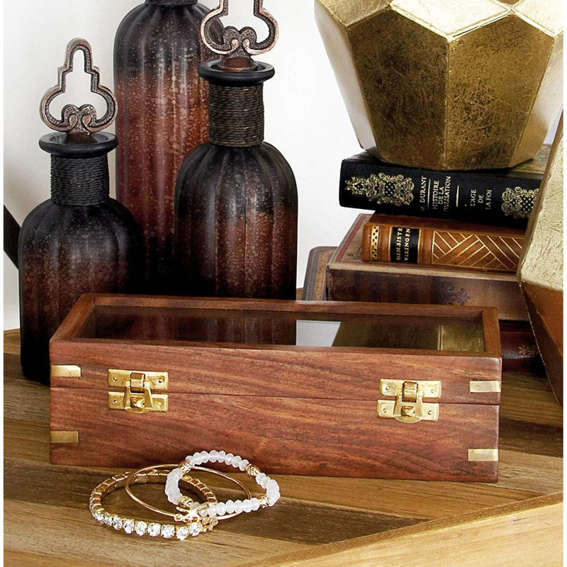 Boîte en bois massif