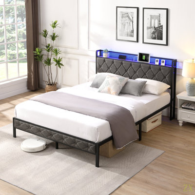 Structure de lit double avec tête de rangement, station de charge et lumières DEL, lit plateforme tapissier avec lattes en métal lourd, aucun sommier requis, silencieux, assemblage facile