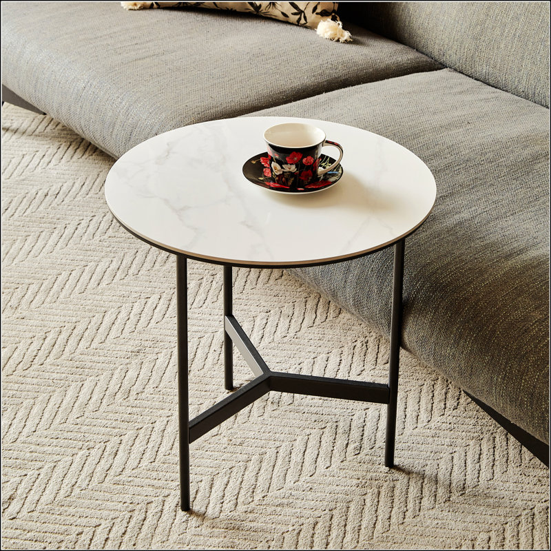 Petite table d'appoint ronde