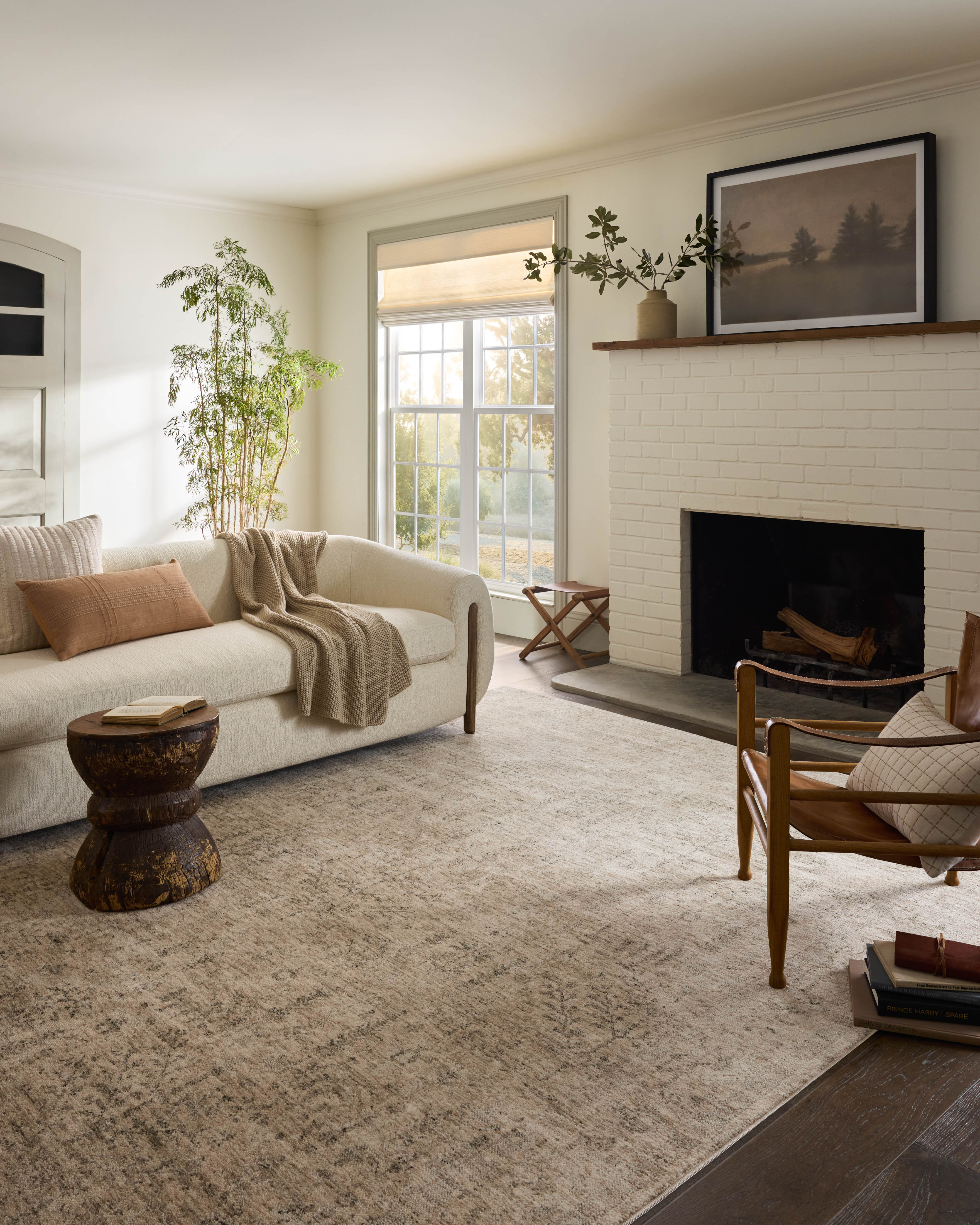Magnolia Home by Joanna Gaines x Loloi Junie Oatmeal / Smoke Area Rug - Round 7'10"