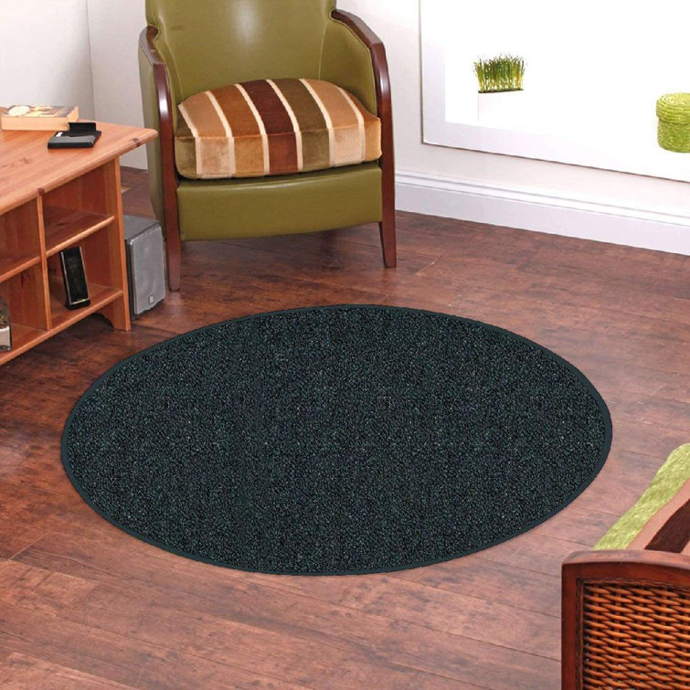 Tapis d'intérieur / extérieur de couleur unie Analiese - vert foncé