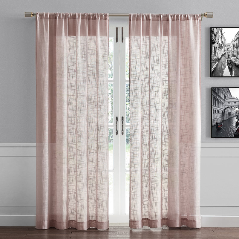 Panneau de rideau transparent avec passe-tringle Devaun, L 52 po x L 84 po, Rougir