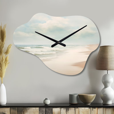 Minimalisme plage paysage VI - horloge de plage asymétrique en métal, impression d'horloge murale nuage blanc