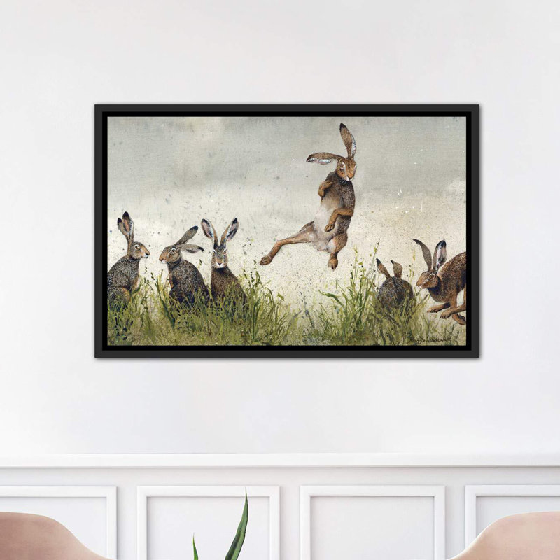 «Hijinx» par Maggie Vandewalle - impression d'art graphique, Toile avec cadre noir, H 26 po x l 40 po x P 1,5 po
