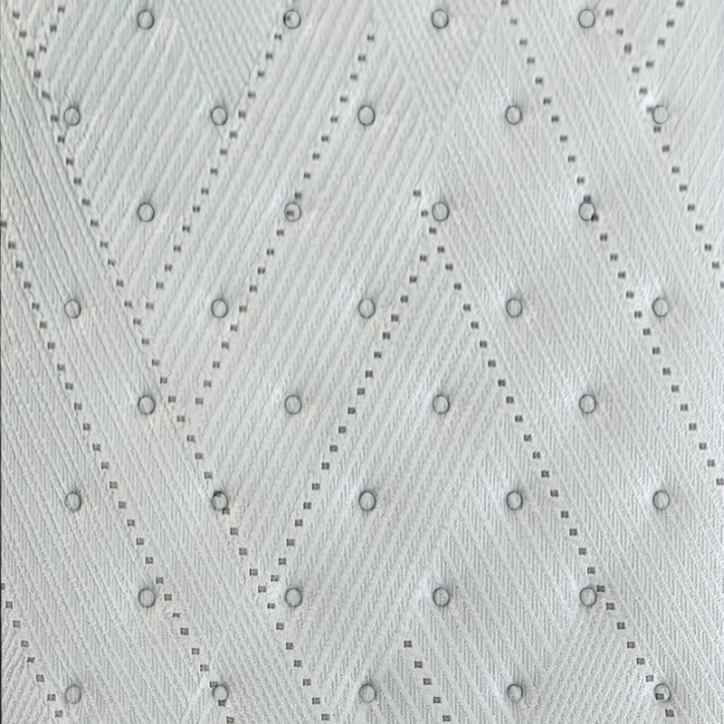 Matelas hybride moyen de 13 po avec gel rafraîchissant et ressorts ensachés Rhannon, fabriqué aux États-Unis