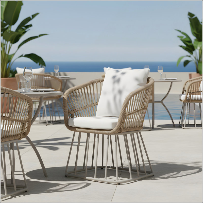 Chaise de salle à manger d'extérieur avec finition en teck et structure en acier beige, capacité de poids de 300 lb, avec coussin confortable