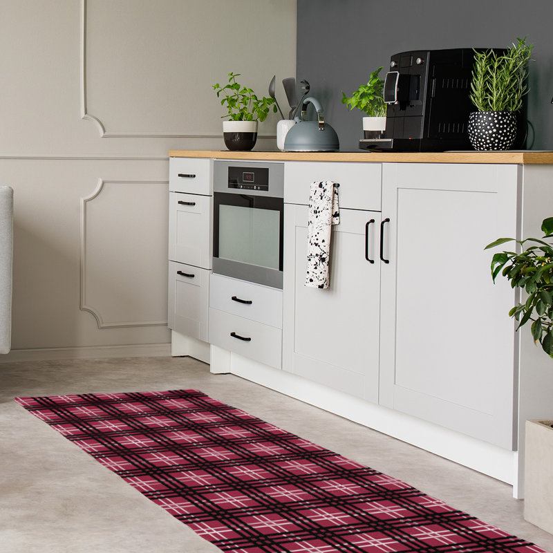 Plaid Indoor Rug, Runner 2'6" x 8'