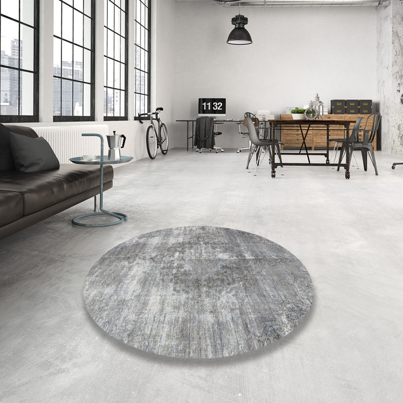 Oriental Indoor Rug, Round 3'