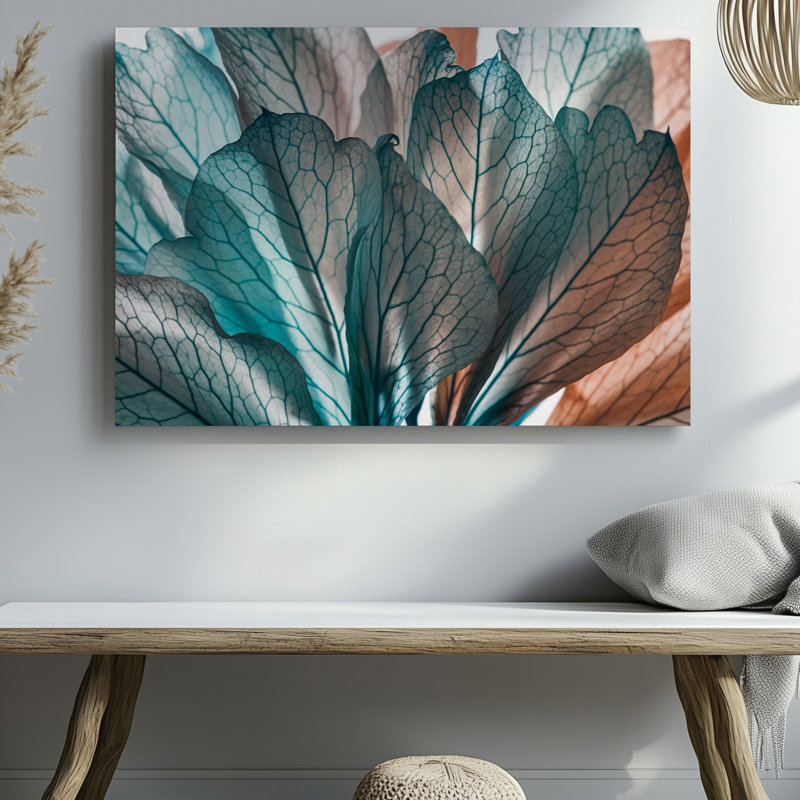 Toile Une vue rapprochée révèle des pétales translucides délicats qui ressemblent à un art mural, H 11 po x l 14 po
