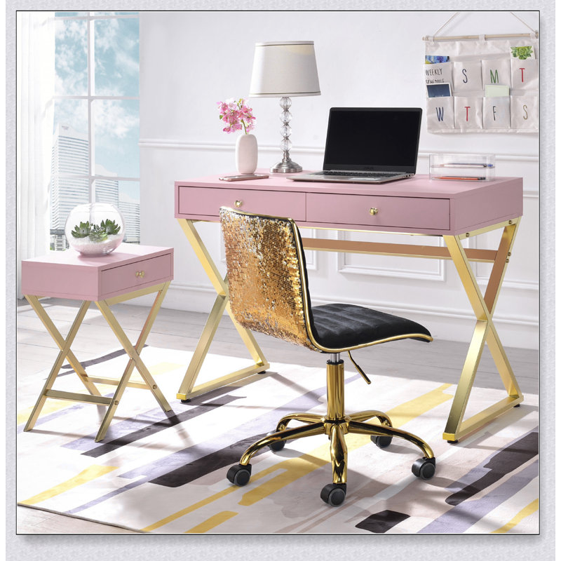 Table d'appoint rectangulaire avec un tiroir, finition rose doux et base en métal doré pour les espaces de vie modernes