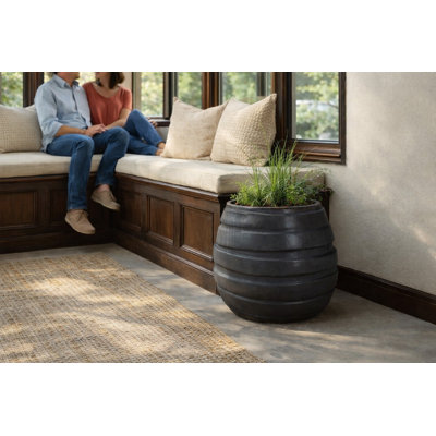 15 in. Metropole Planter - Charcoal