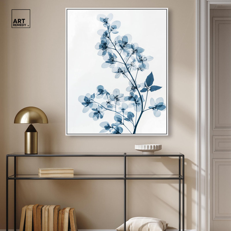 «Lucent Bloom II» par Minimalist Florals par Art Remedy, H 37 po x l 31 po, Cadre blanc