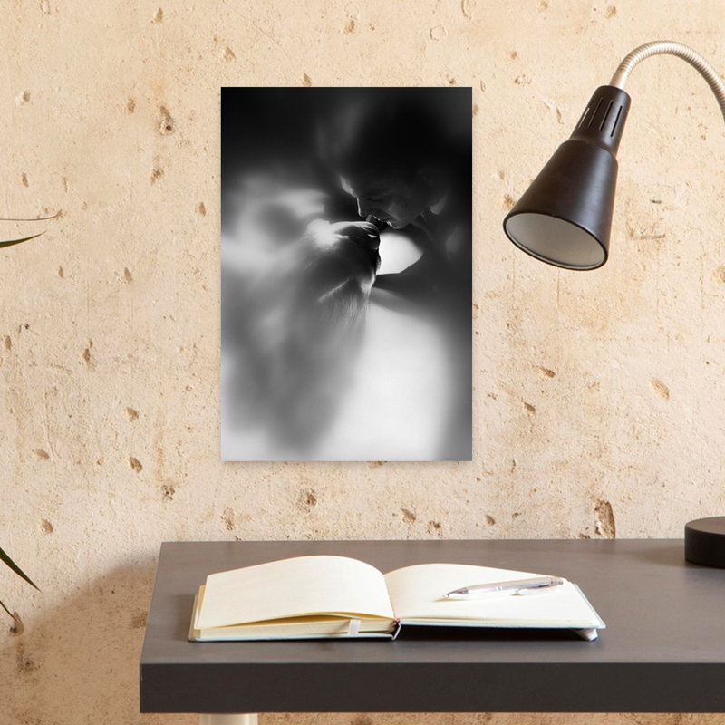 «1950S Soft-Focus Couple Kissing Classic Dramatic Retro Portrait Art mural», H 18 po x l 12 po