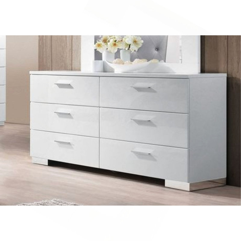Commode blanche et chrome