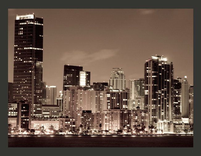 Nightlife in Miami 309cm x 400cm Wallpaper, 400 cm x 309 cm