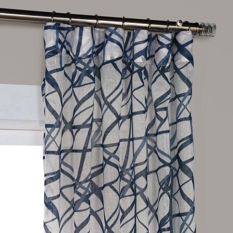 Panneau de rideau simple diaphane avec passe-tringle McCaysville, L 50 po x L 96 po, Bleu