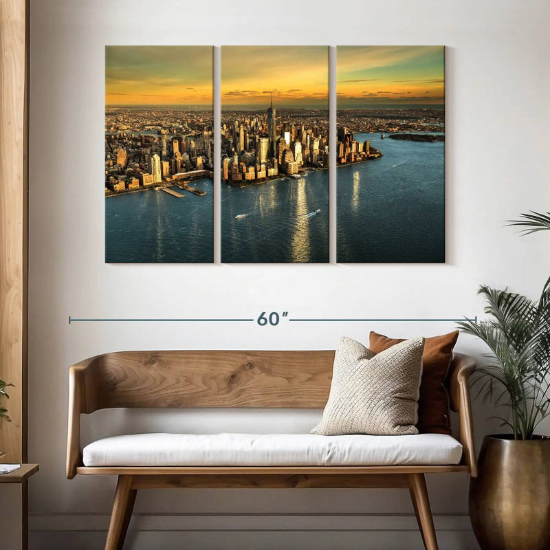 Sireci Manhattan Golden Skyline, 32" H x 50" W