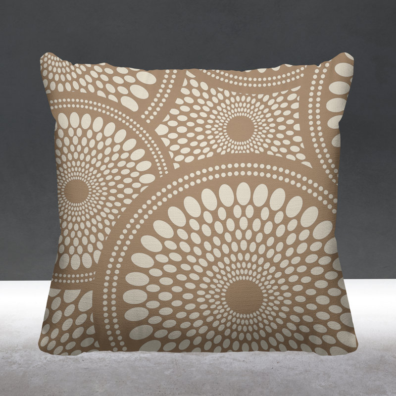 Coussin intérieur / extérieur Penn Tribal Abstract, L 15 po x H 15 po, Beige