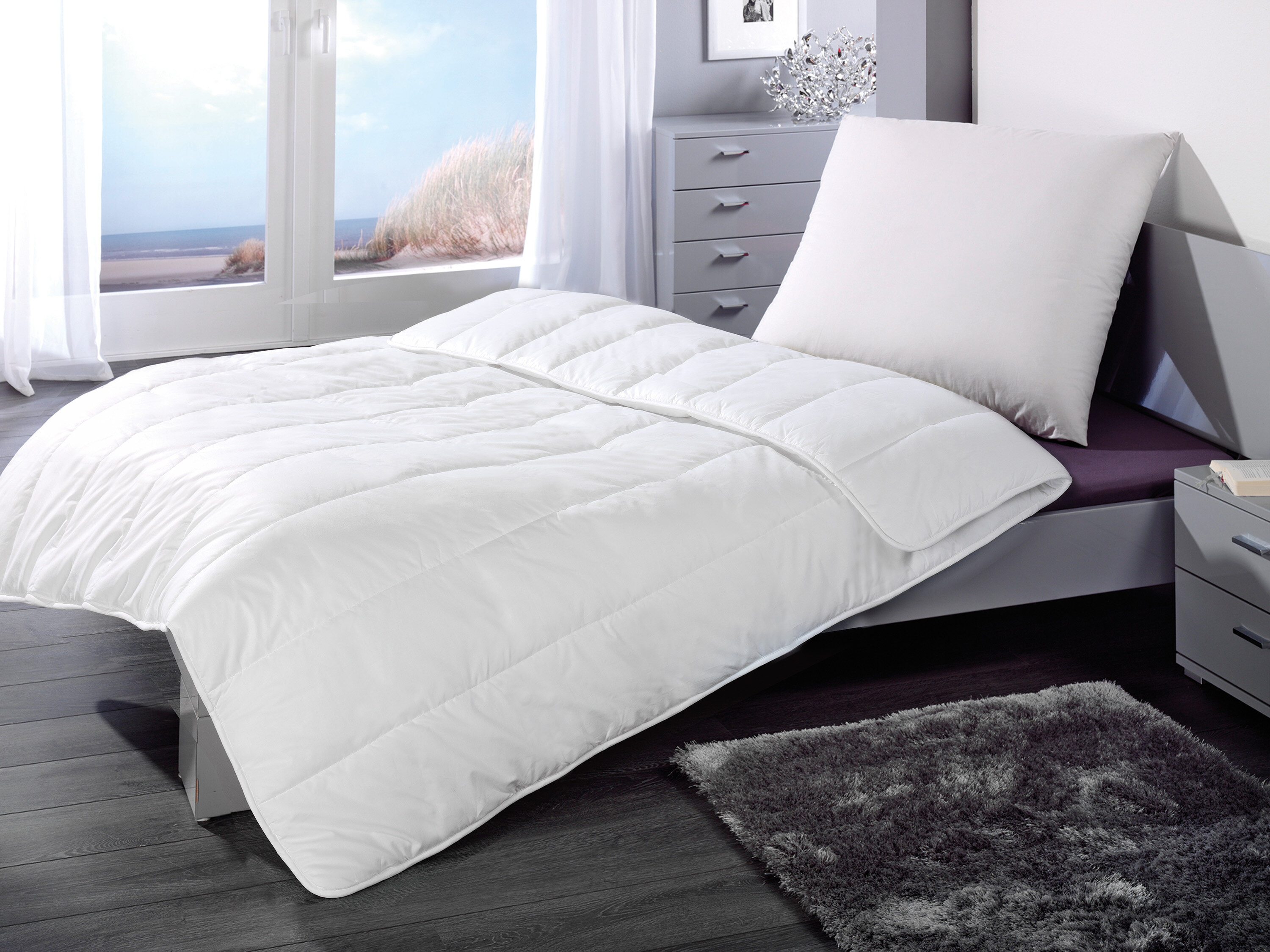 Wayfair Basics Bettdecke aus Polyester mit Kissen & Bewertungen