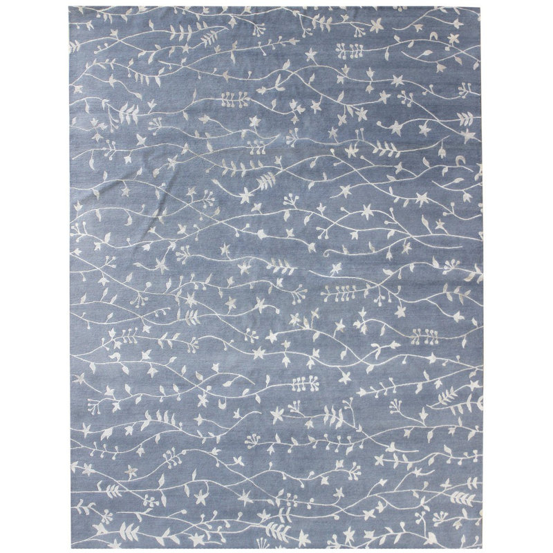 Sweetbriar Floral Area Rug in Slate, Rectangle 6'1" x 8'7"