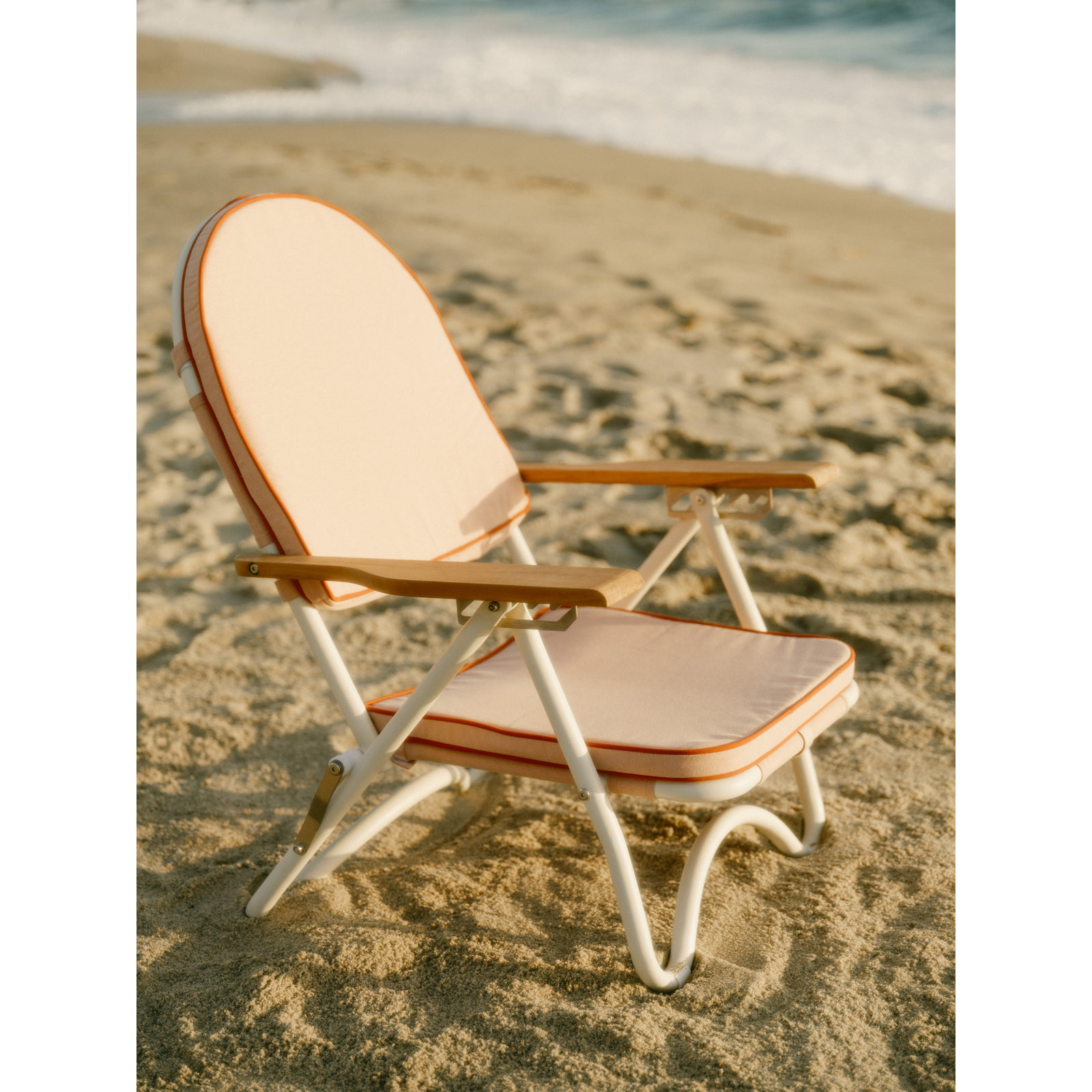Pam Beach Chair, Pink